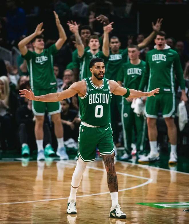 塔图姆复出率队三杀骑士 绿军横扫东部豪强