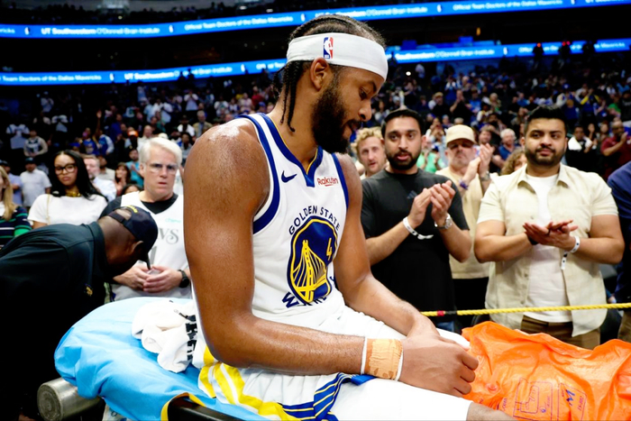 库里目睹穆迪重伤，勇士伤病潮再添重创
