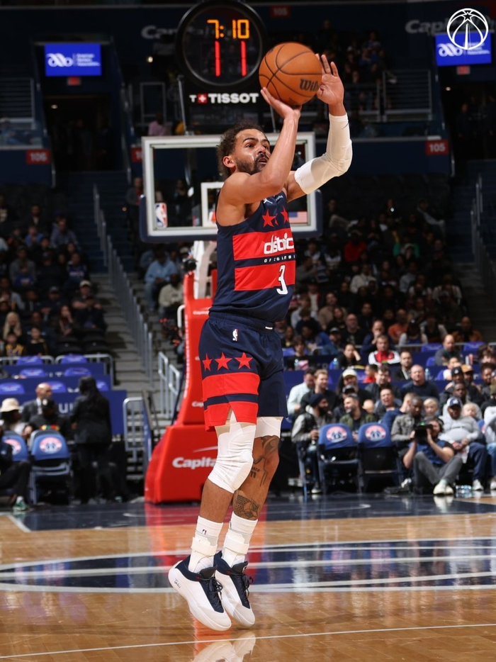 特雷·杨伤病阴影笼罩奇才队14连败困境