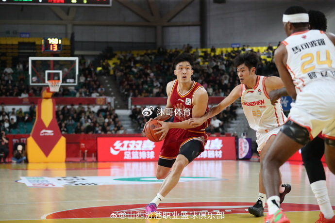 深圳客场掀翻山西 王浩然爆发助队创队史11连胜