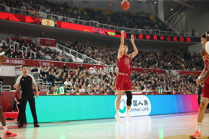 深圳客场掀翻山西 王浩然爆发助队创队史11连胜
